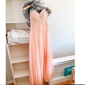 LA Collections Grad Dress Strapless